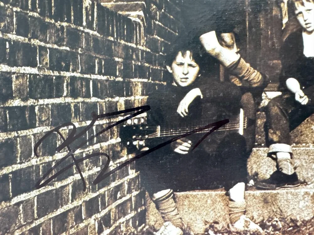 Pete Townshend — Pete Townshend The Who Signed Autograph Album Record Meaty Beaty Big Bouncy JSA, изображение 3