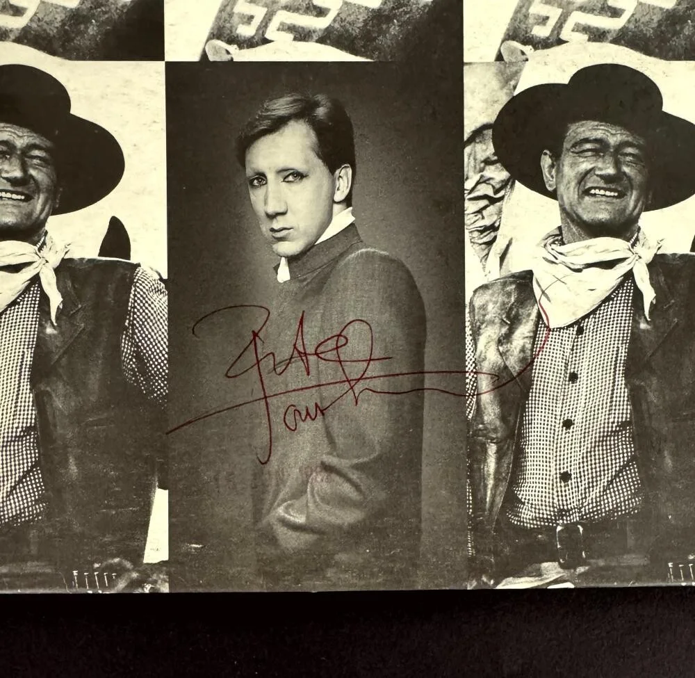 Pete Townshend — Pete Townshend The Who Signed Autograph Album Record Chinese Eyes Promo JSA COA, изображение 3