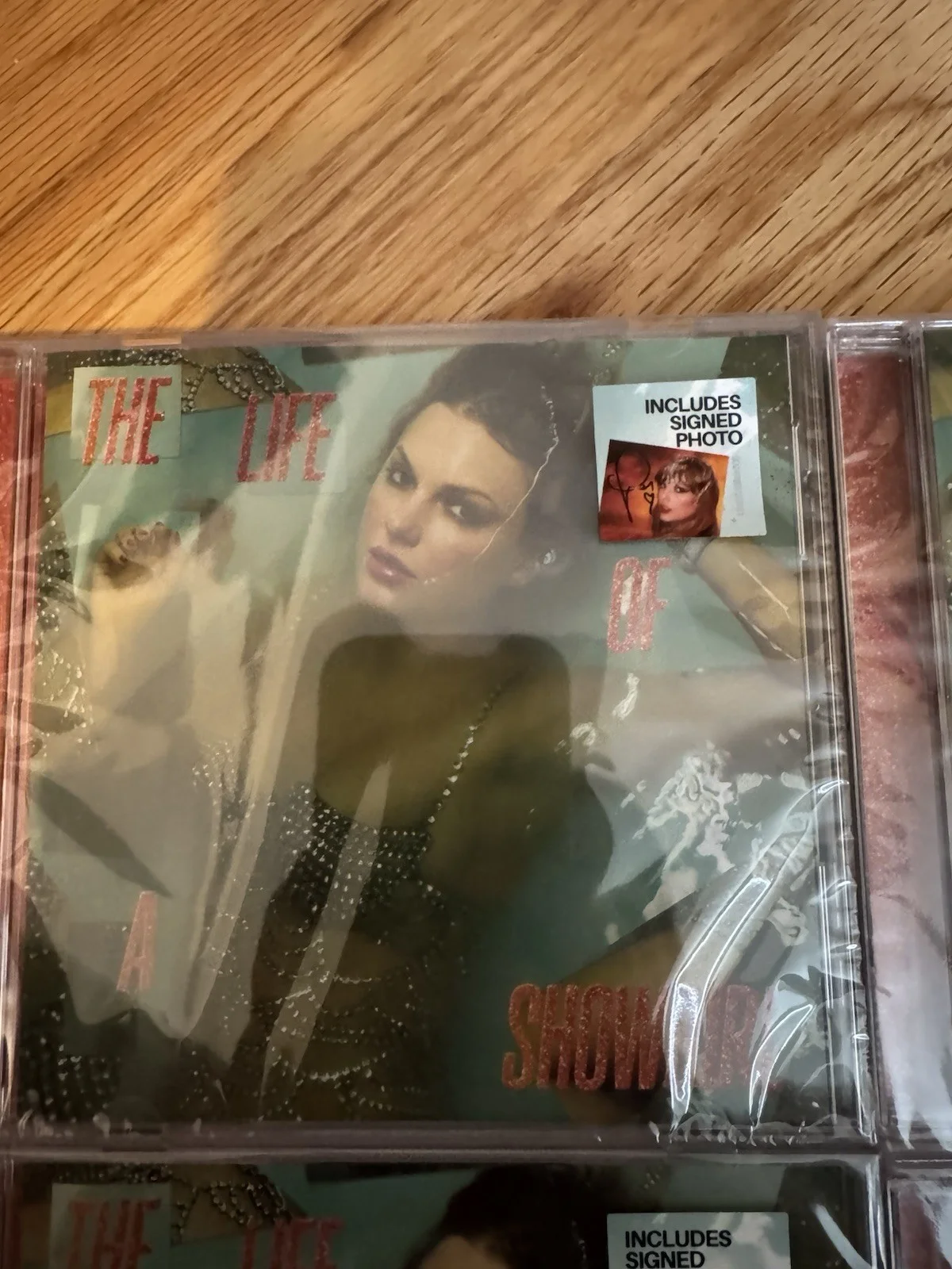 Taylor Swift The Life Of A Showgirl Signed CD ALL FOUR VERSIONS NIP, изображение 2