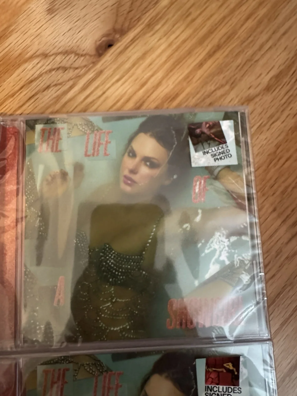 Taylor Swift The Life Of A Showgirl Signed CD ALL FOUR VERSIONS NIP, изображение 3