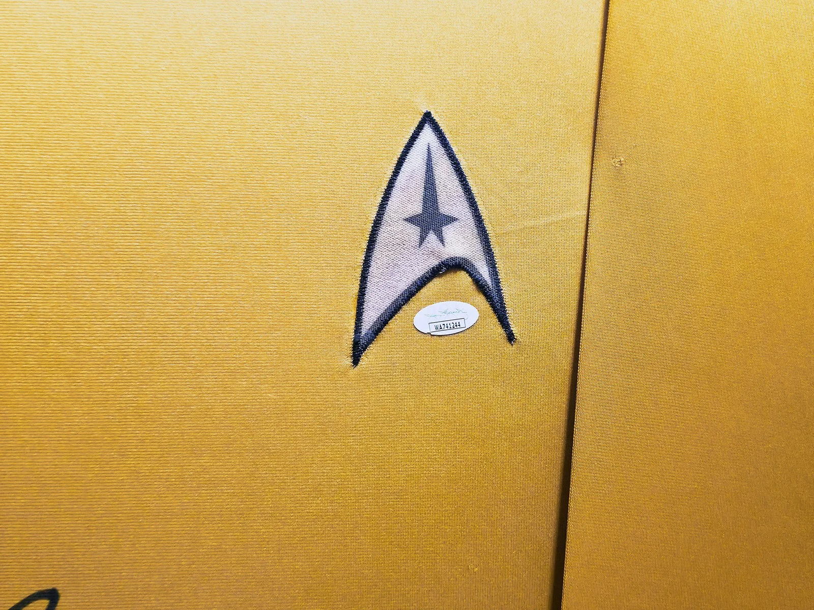 Star Trek — Star Trek William Shatner Signed Framed Gold Uniform Jersey JSA, image 4