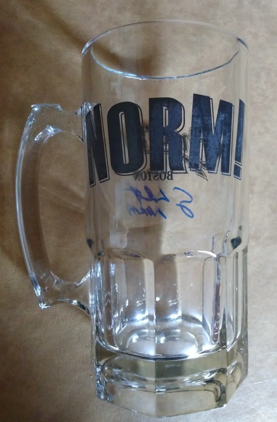 GEORGE WENDT — GEORGE WENDT SIGNED AUTOGRAPH CHEERS MUG (8" TALL 4" WIDE) COA #2368363 AUTO, изображение 3