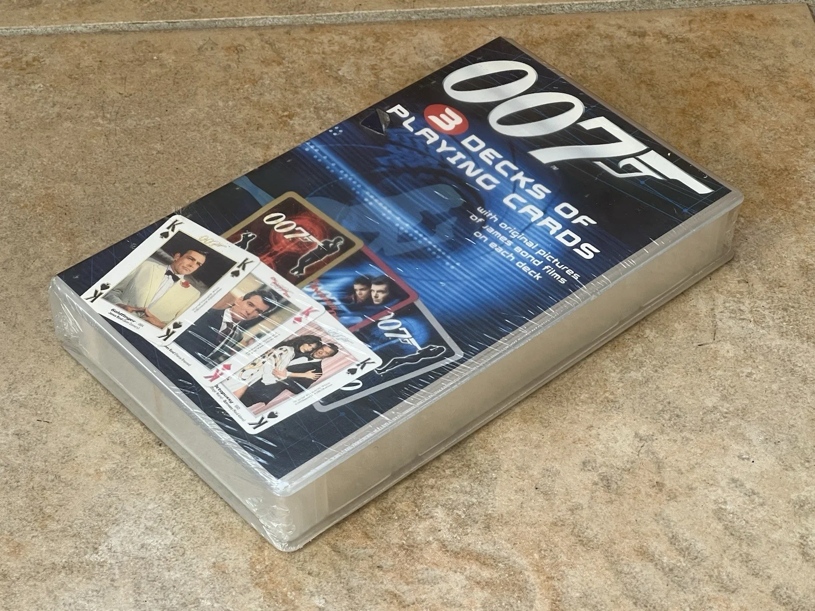 Carta Mundi 007 James Bond Sealed Decks Of Playing Cards x3 In SealedVideoCase~P, изображение 3