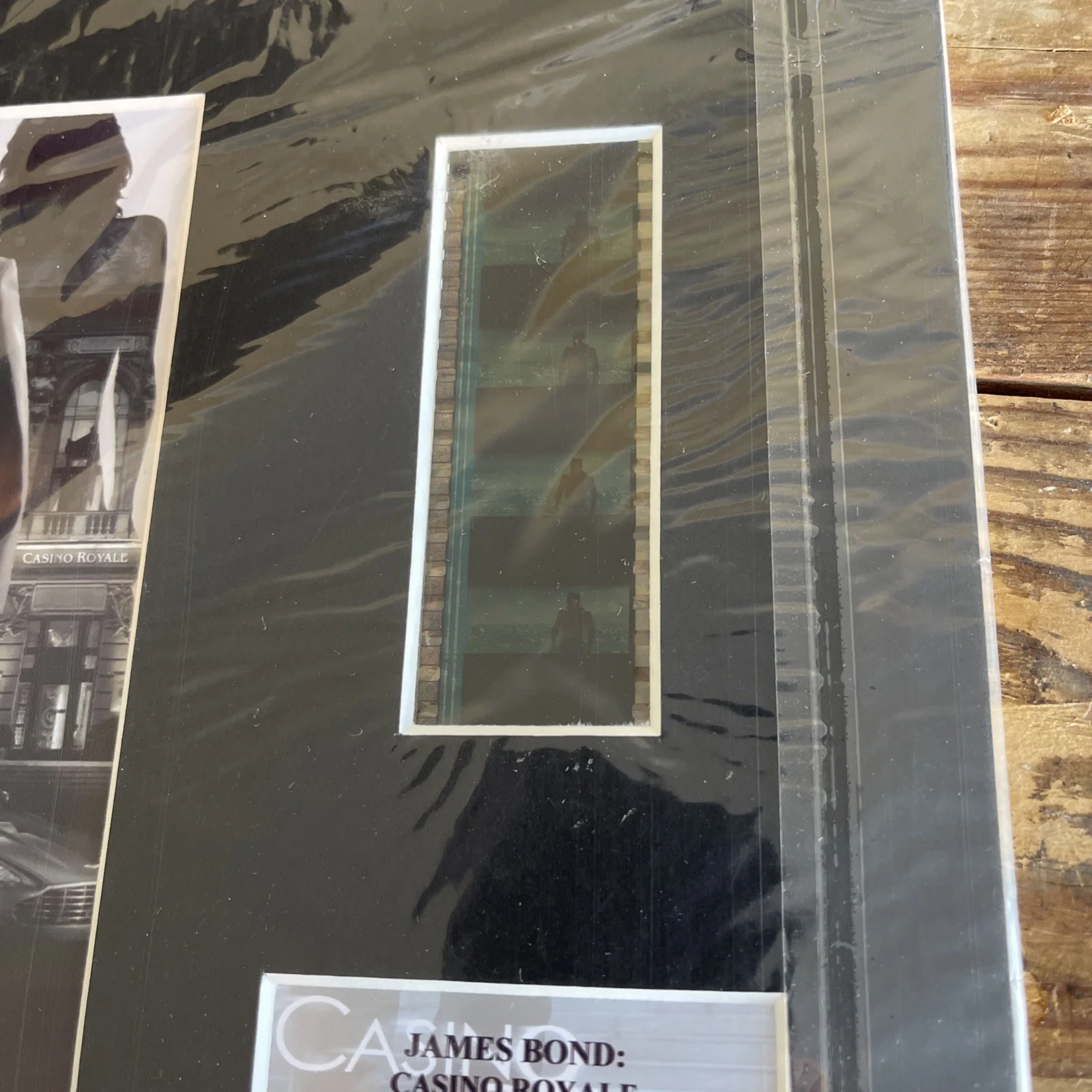 James Bond 007 : Casino Royale Film Cell - Numbered Limited Edition - 94 of 300, изображение 2