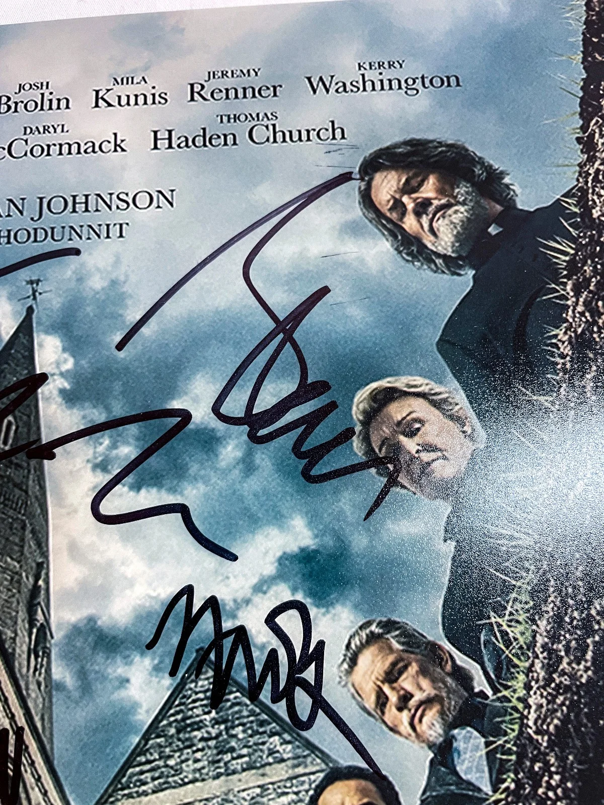 Glenn Close, Andrew Scott, Jeremy Renner, Kerry Washington — Jeremy Renner 6x Cast Signed KNIVES OUT WAKE UP DEAD MAN 12x18 Photo PROOF JSA, изображение 5