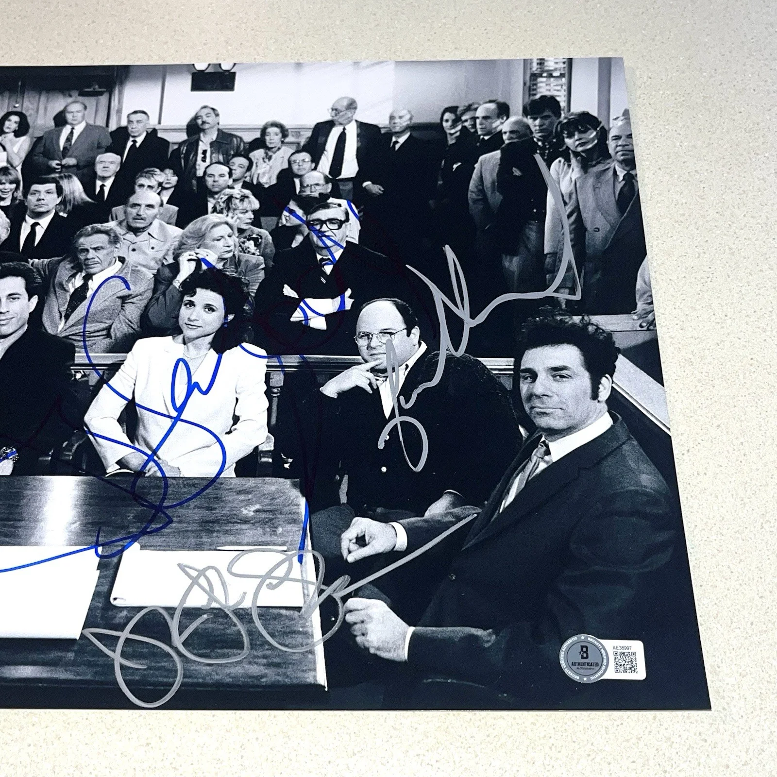 SEINFELD CAST — SEINFELD CAST signed autographed 11X14 PHOTO JERRY ELAINE KRAMER GEORGE BECKETT-, image 3