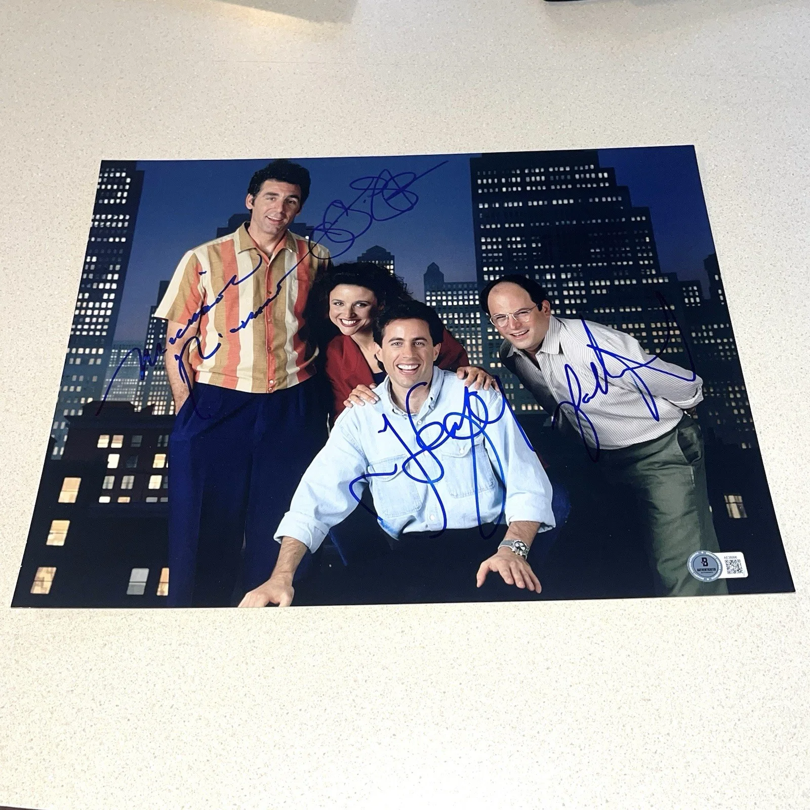 SEINFELD CAST — SEINFELD CAST signed autographed 11X14 PHOTO JERRY ELAINE KRAMER GEORGE BECKETT