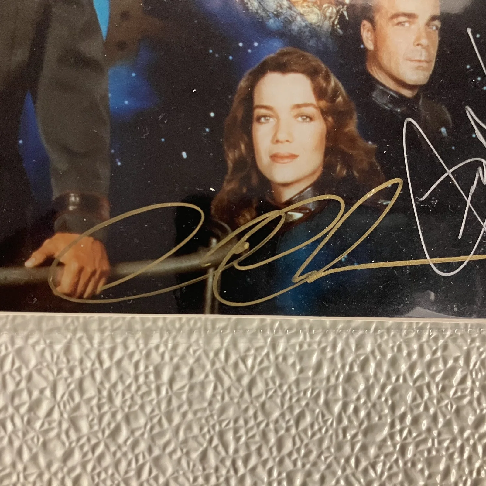 Biggs, Jurasik, Furlan, Katsulas, Doyle, Christian — Autographed 8x10 Babylon 5 Promo Photo - 7 Signatures!, изображение 5