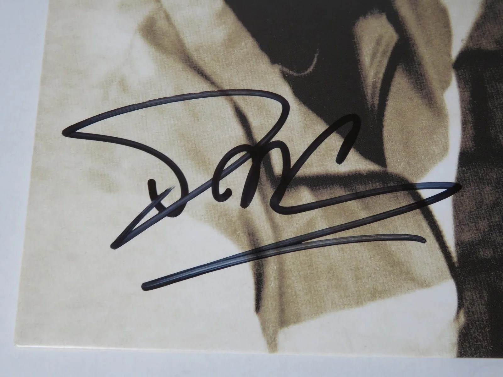 RUN DMC Signed Autograph Auto "Run-DMC S/T" Album Vinyl LP by 2 JSA, изображение 3