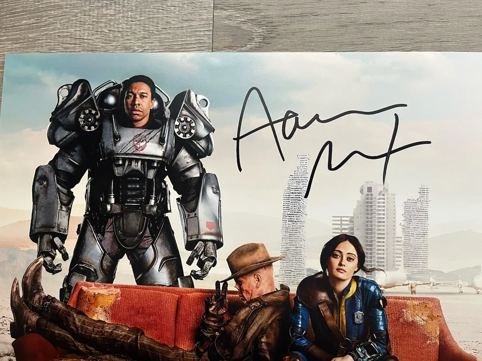 Aaron Moten — Aaron Moten Signed Fallout 11x14 Photo Beckett COA Maximus, изображение 4