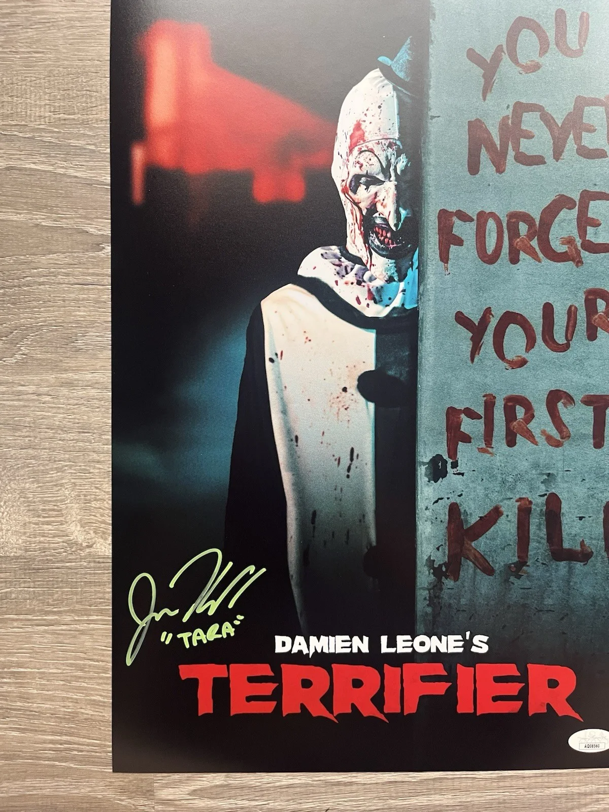 Jenna Kanell — Jenna Kanell Signed Terrifier 11x17 Photo JSA COA Tara Heyes Art The Clown, изображение 3