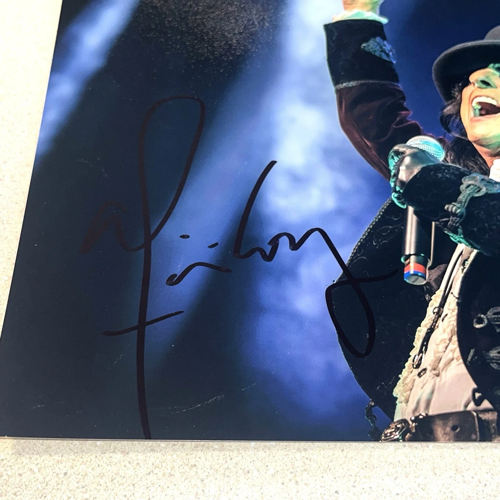 ALICE COOPER signed autographed 11X14 PHOTO SCHOOLS OUT BECKETT BAS COA, изображение 2