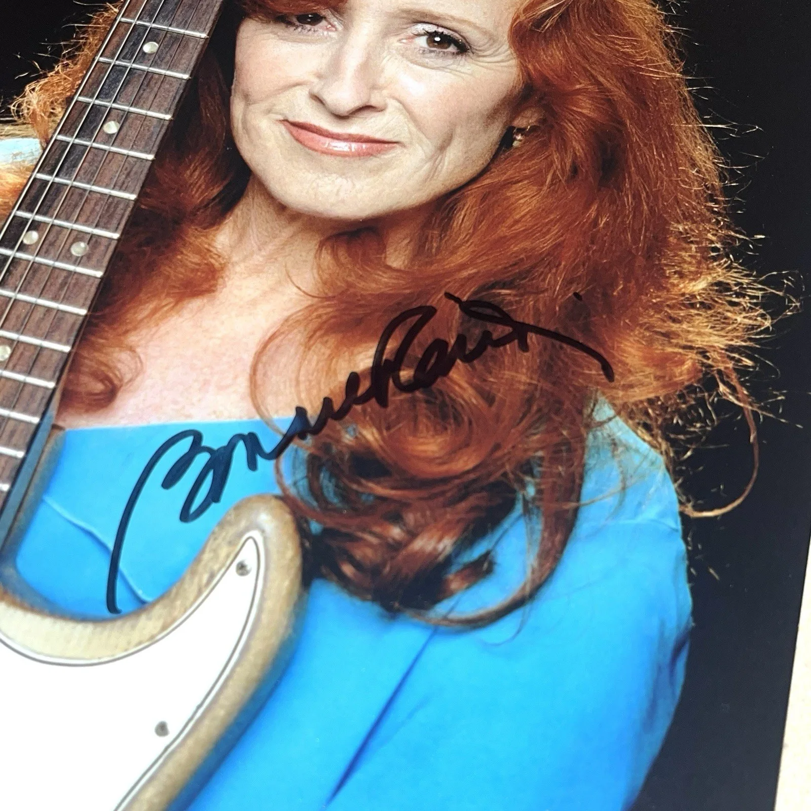 BONNIE RAITT signed autographed 11X14 PHOTO COUNTRY SINGER RNR HOF BECKETT BAS, изображение 2