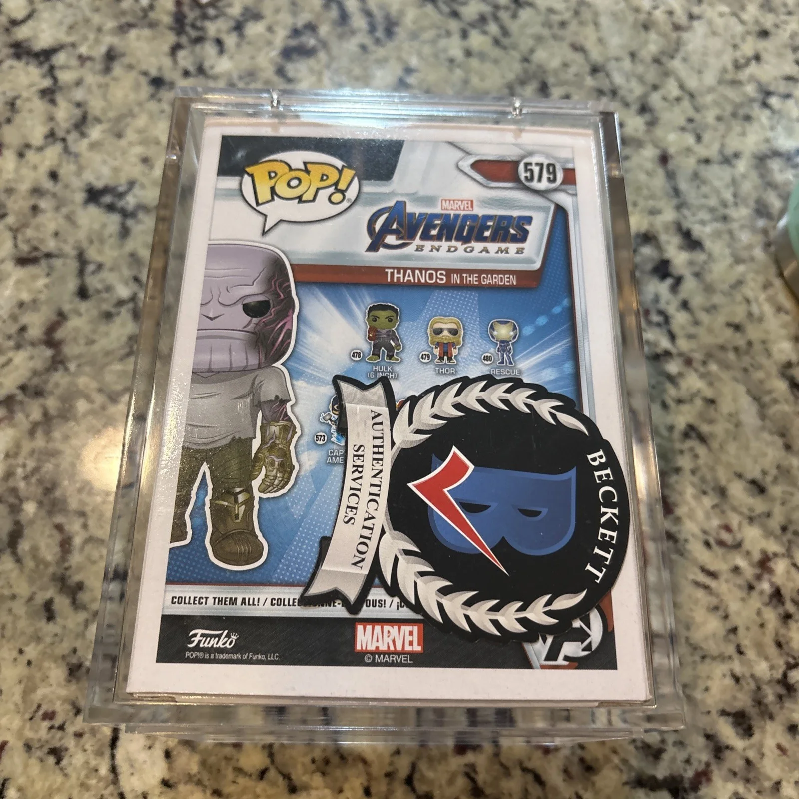 Josh Brolin — Josh Brolin Signed Funko Pop #579 Thanos (Avengers Infinity War) - JSA COA, image 3