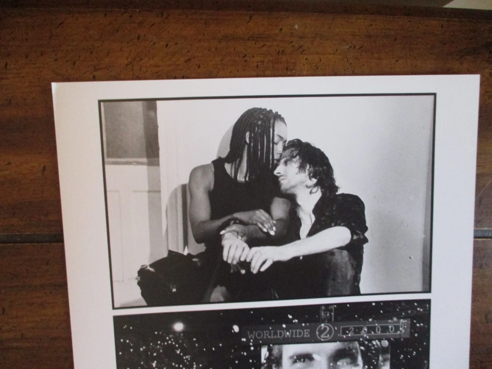 Ralph Fiennes/Angela Bassett("STRANGE DAYS")8 x 10 1995 Black/White Press Photo, изображение 2