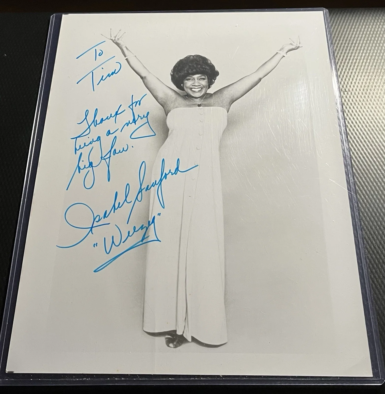 Isabel Sanford — Isabel Sanford aka Louise Weezy Jefferson Signed 8x10 Photograph w/ COA Top Load, изображение 2
