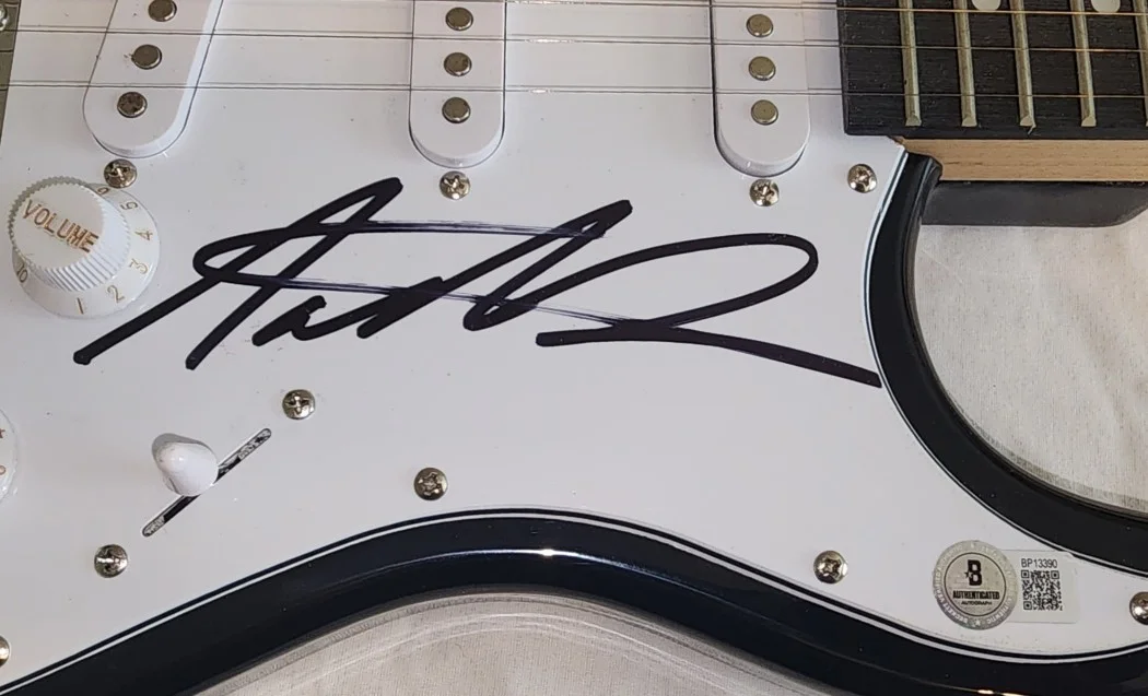 Nathaniel Rateliff Signed Autographed Electirc Guitar South Of Here BAS BP13390, изображение 2