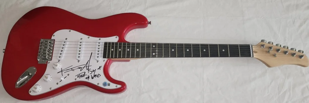 KT Tunstall Signed Autographed Electirc Guitar "Other Side Of The World" BAS, image 2