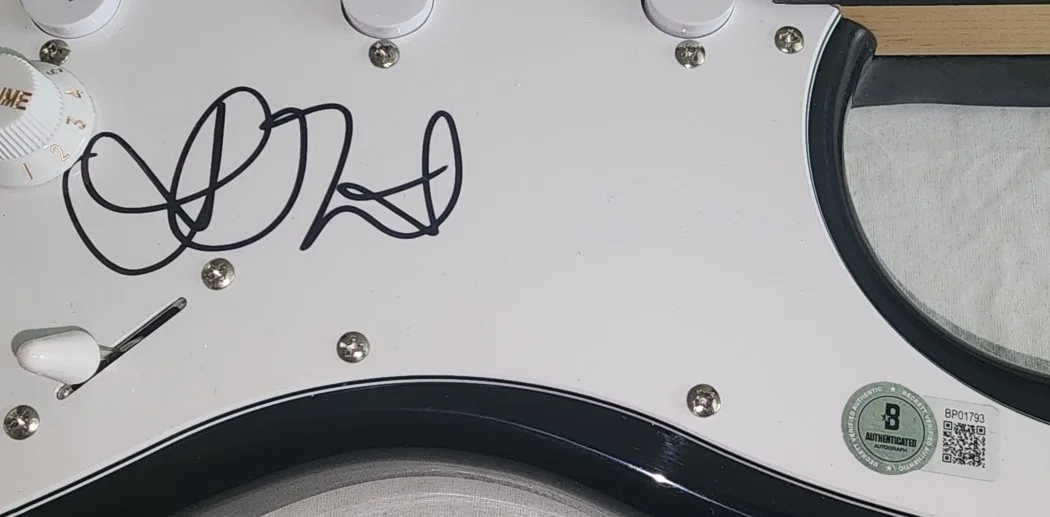 Alanis Morissette Hand Signed Electirc Guitar Jagged Little Pill BAS BP01793, image 3