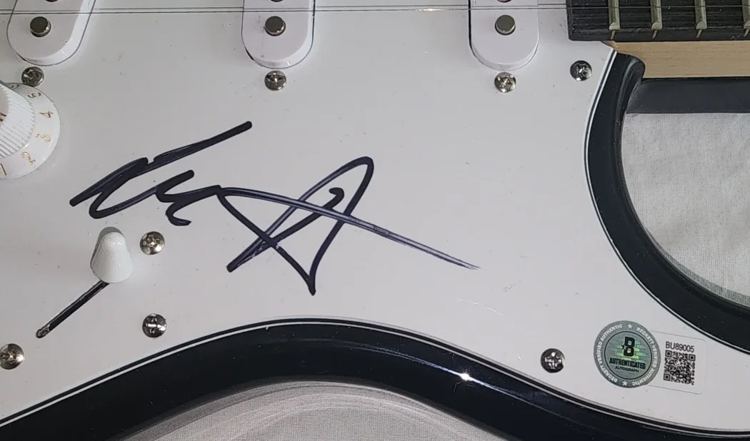Lee Ritenour Signed Autographed Electirc Guitar Is It You? BAS BU89005, image 3