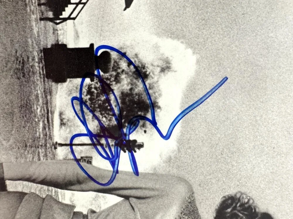 Alex Lifeson — Alex Lifeson Rush Signed Autograph Album Vinyl Record - Permanent Waves Beckett, image 3
