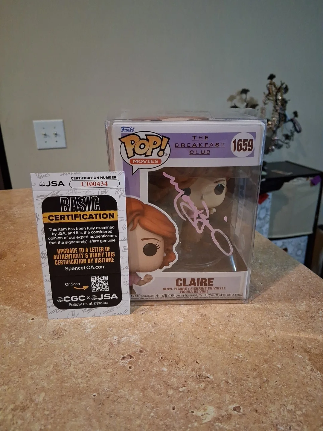 Molly Ringwald — Molly Ringwald The Breakfast Club Movie signed Claire Funko Pop JSA CI00434
