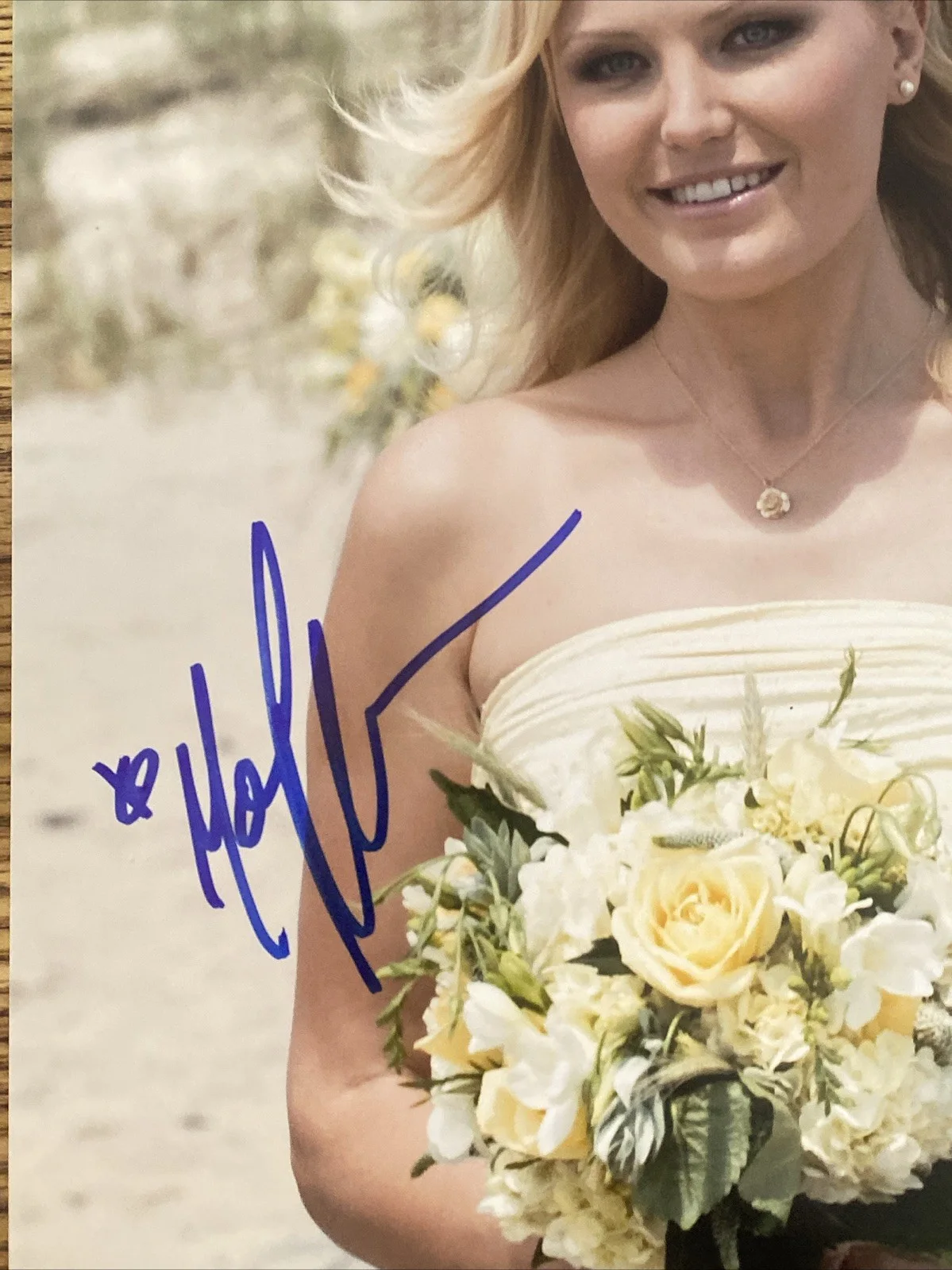 Malin Akerman — Malin Akerman Autographed 8x10 Photo 27 Dresses Tess Nichols, image 2