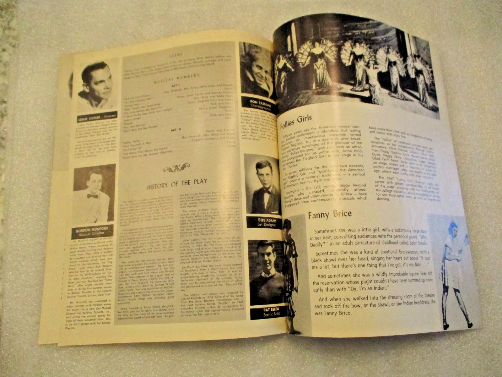 Actors Shari Lewis, Julius La Rosa & Molly Picon Autographed Program 1967, изображение 3