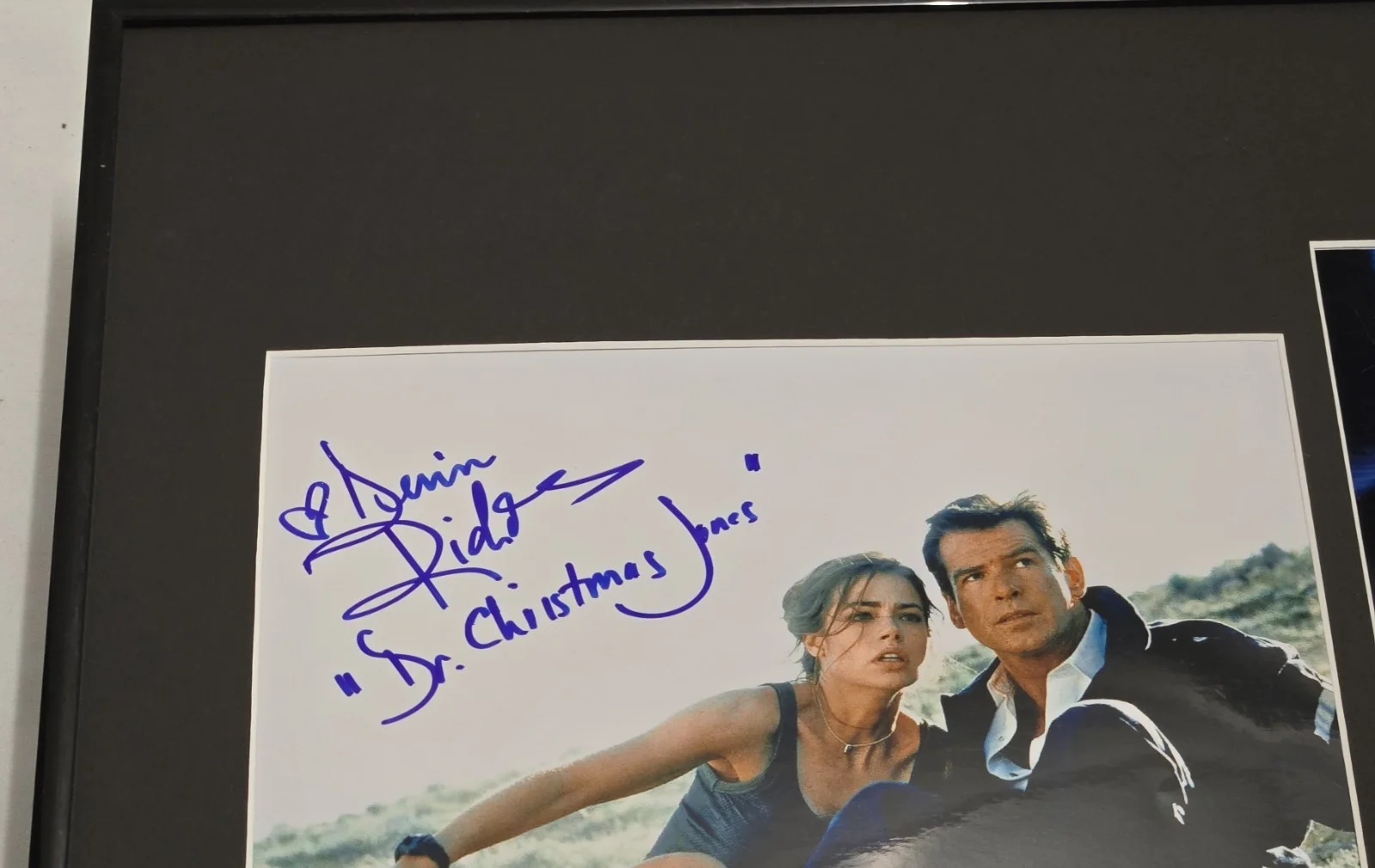 Denise Richards Signed Photo World is Not Enough Display Framed 16x20 BBC Bond, image 2