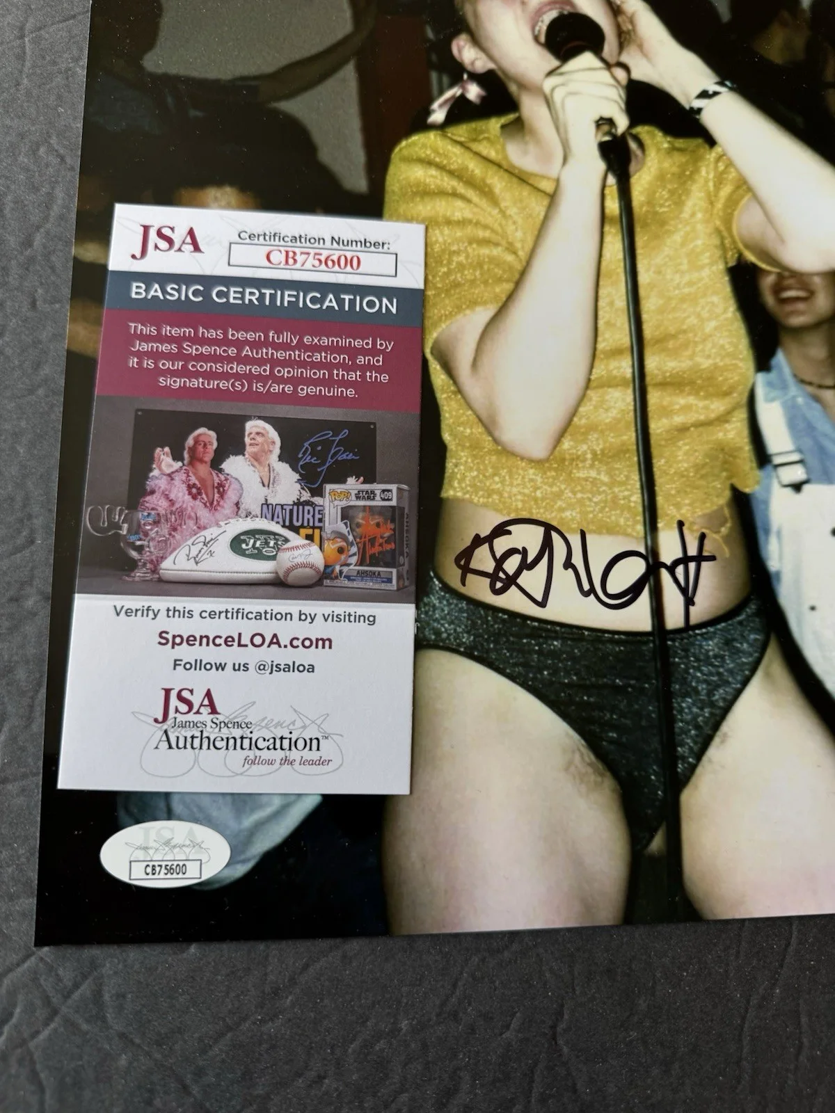 Kathleen Hanna Signed 8x10 Photo JSA COA Punk Bikini Kill Hot Sexy Autograph, image 2