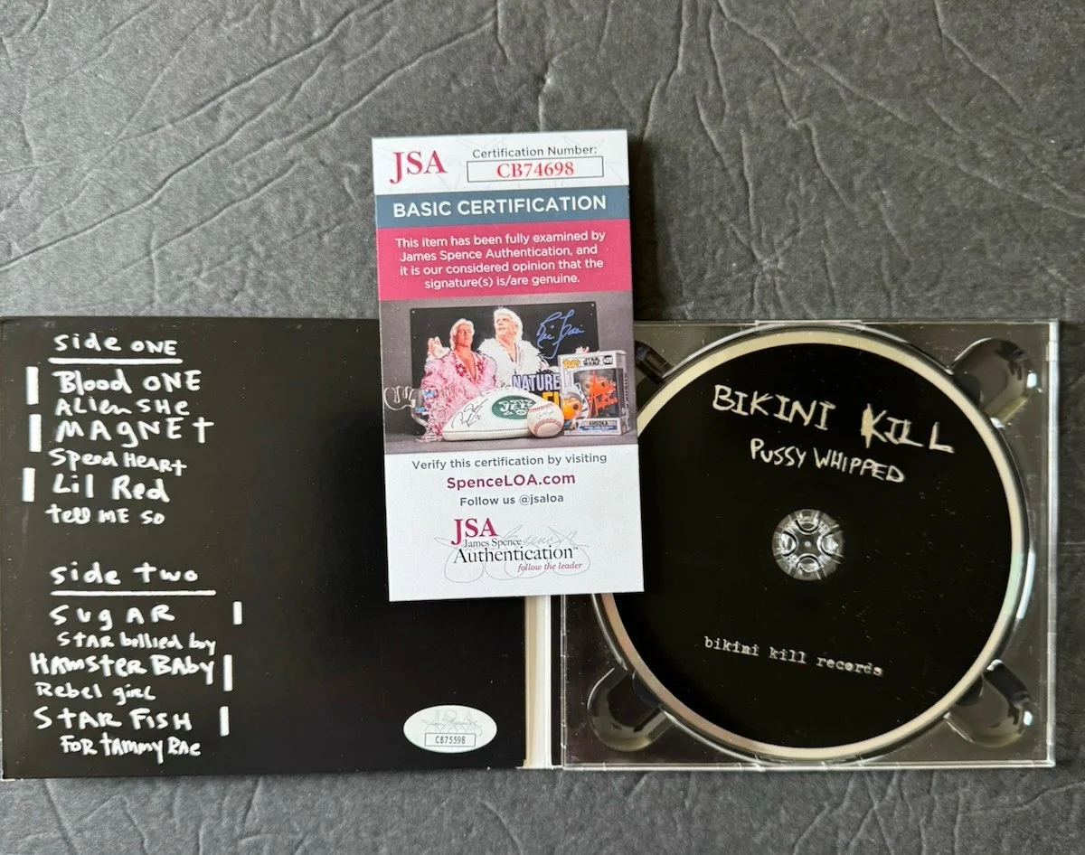 Kathleen Hanna Bikini Kill Pussy Whipped Signed CD Cover JSA COA autograph Punk, изображение 3
