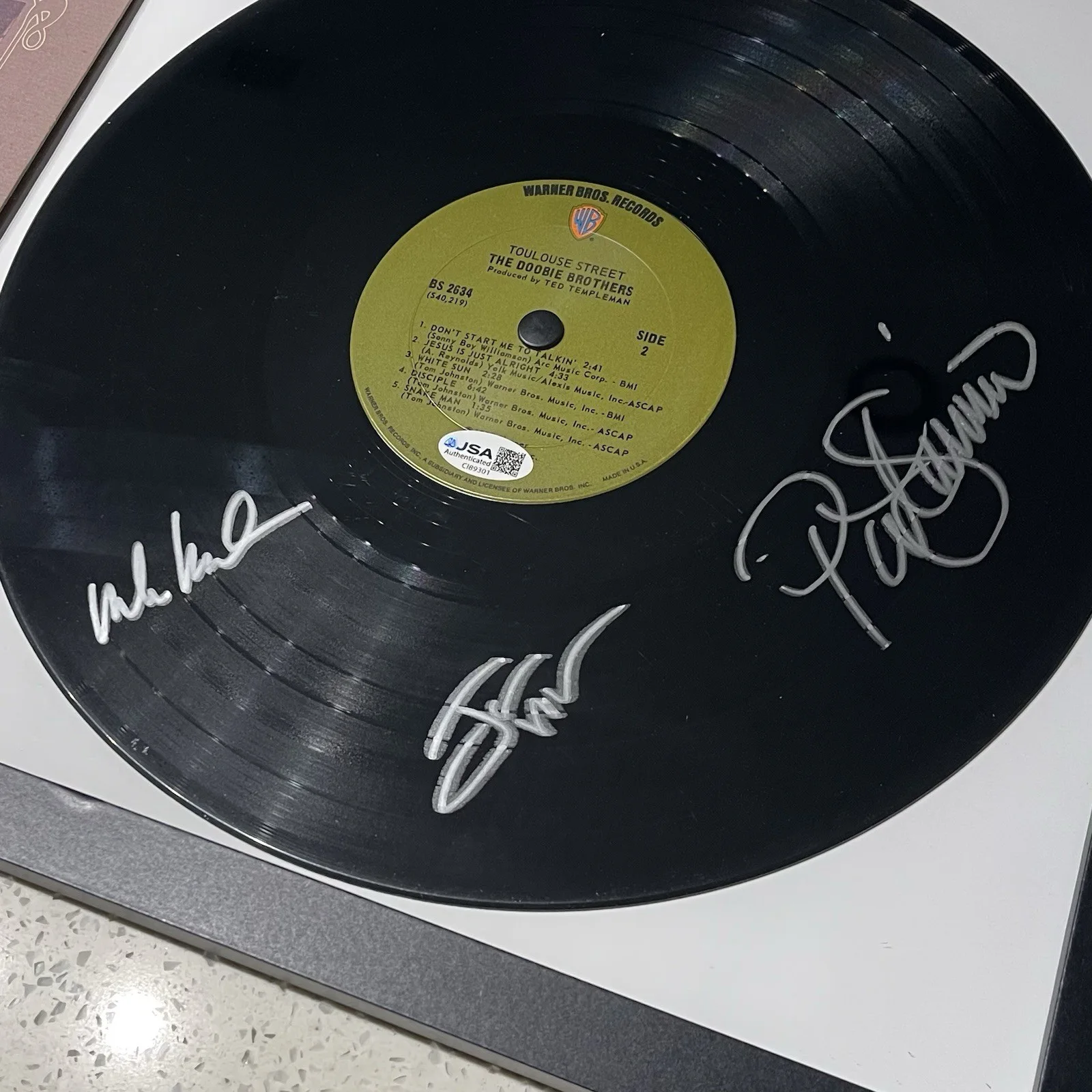 THE DOOBIE BROTHERS BAND SIGNED TOULOUSE STREET VINYL ALBUM AUTOGRAPH JSA COA, изображение 3
