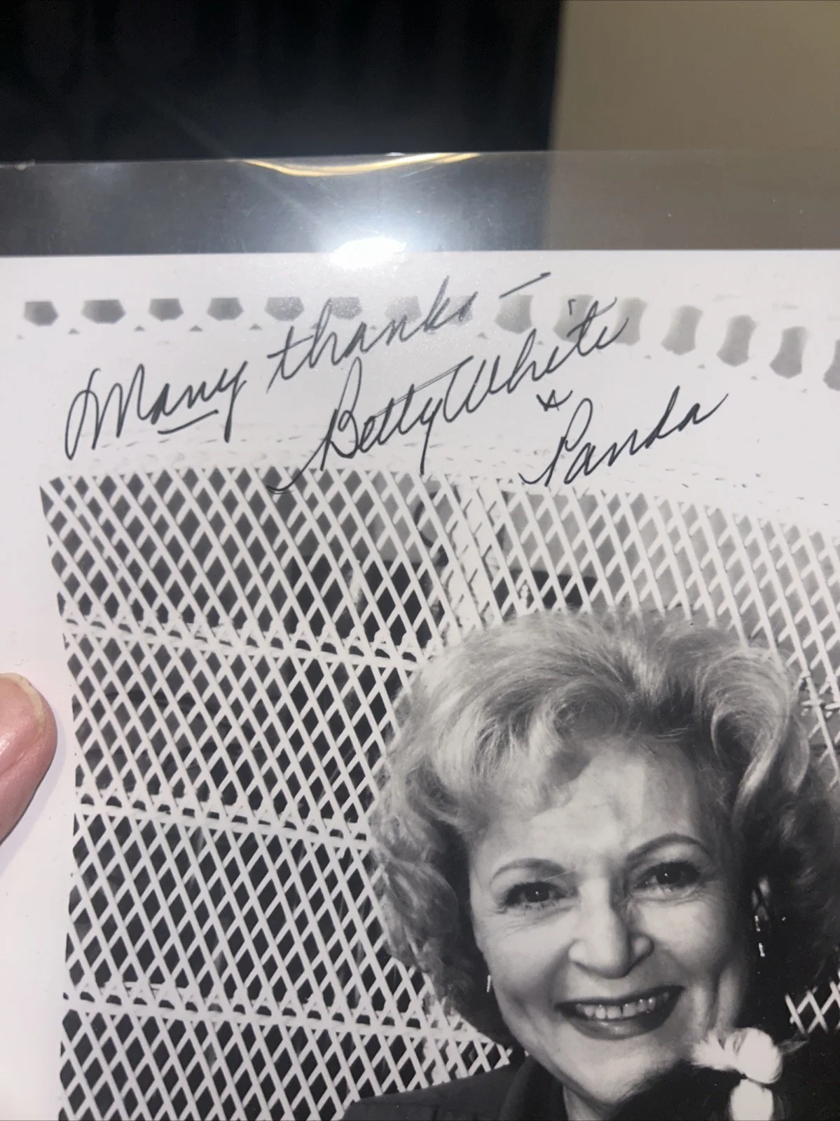 Betty White — Autographed Betty White and dog 8 x 10 photo, image 2