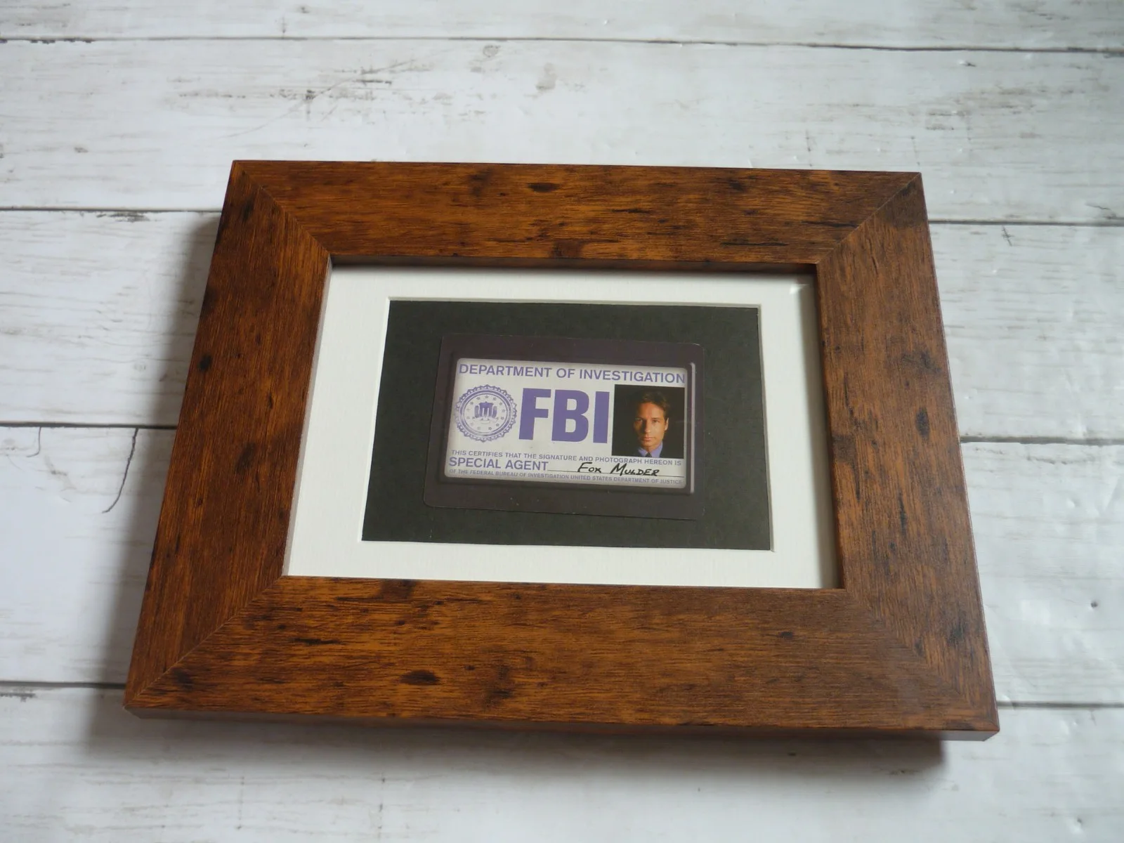Framed 8x7 inch fox mulder x-files official replica id card framed special agent, изображение 2