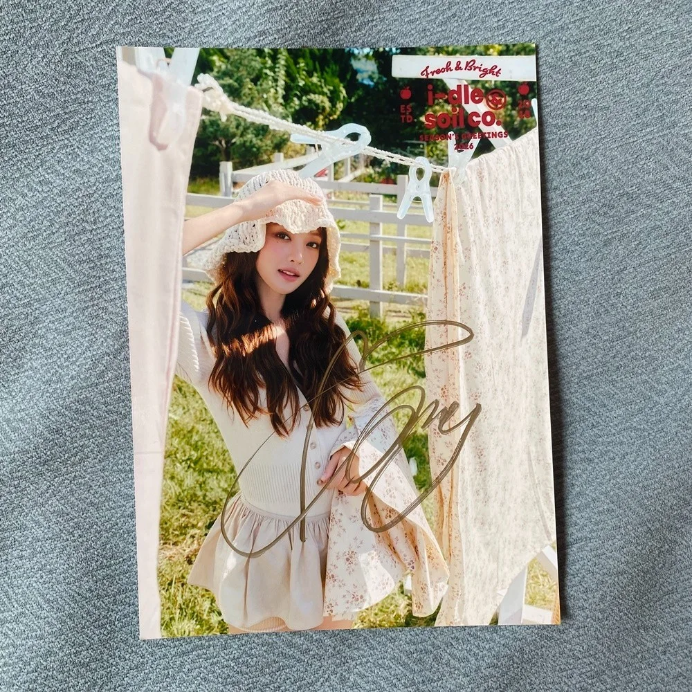 IDLE i-dle Autographed Signed Photo Autographs KPOP Collectibles 4*6 2025 #Nice, image 4
