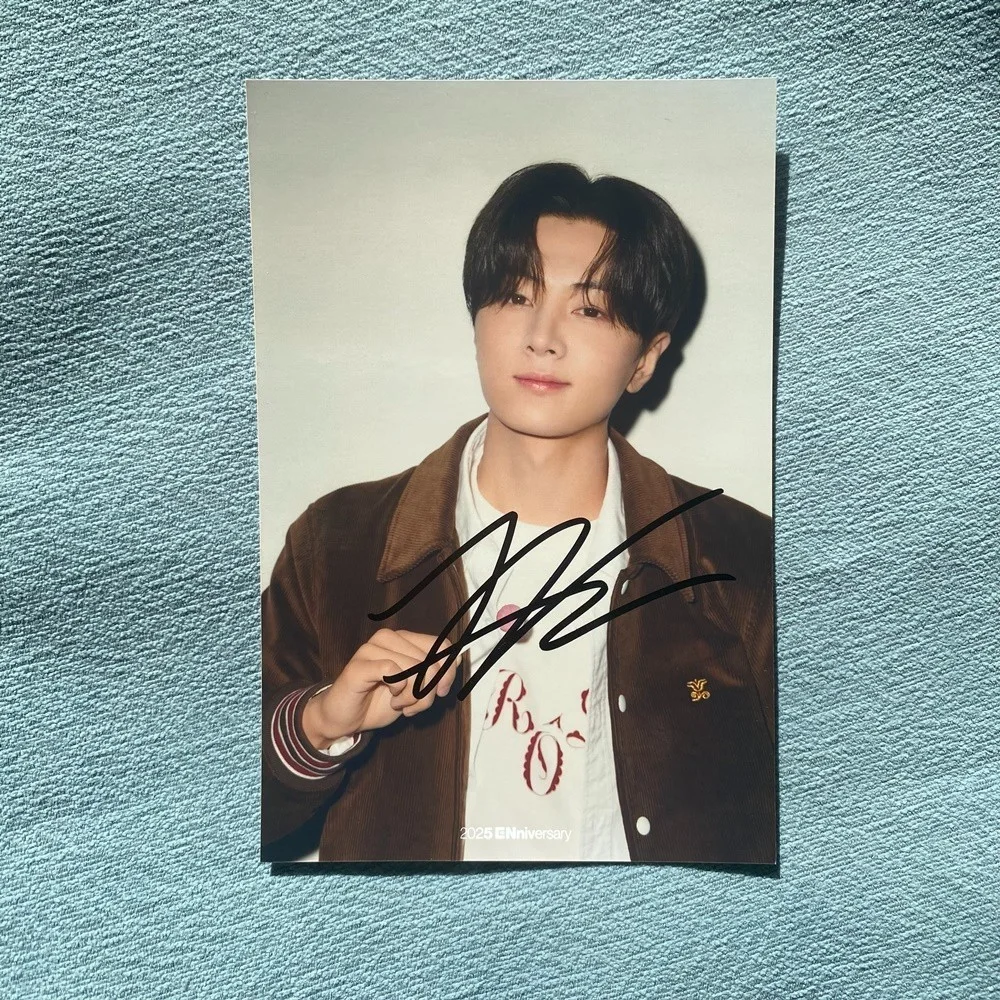 ENHYPEN — ENHYPEN Autographed Hand Signed Photo For Eniversary FAMILY Collection 4*6 #Nice, изображение 3