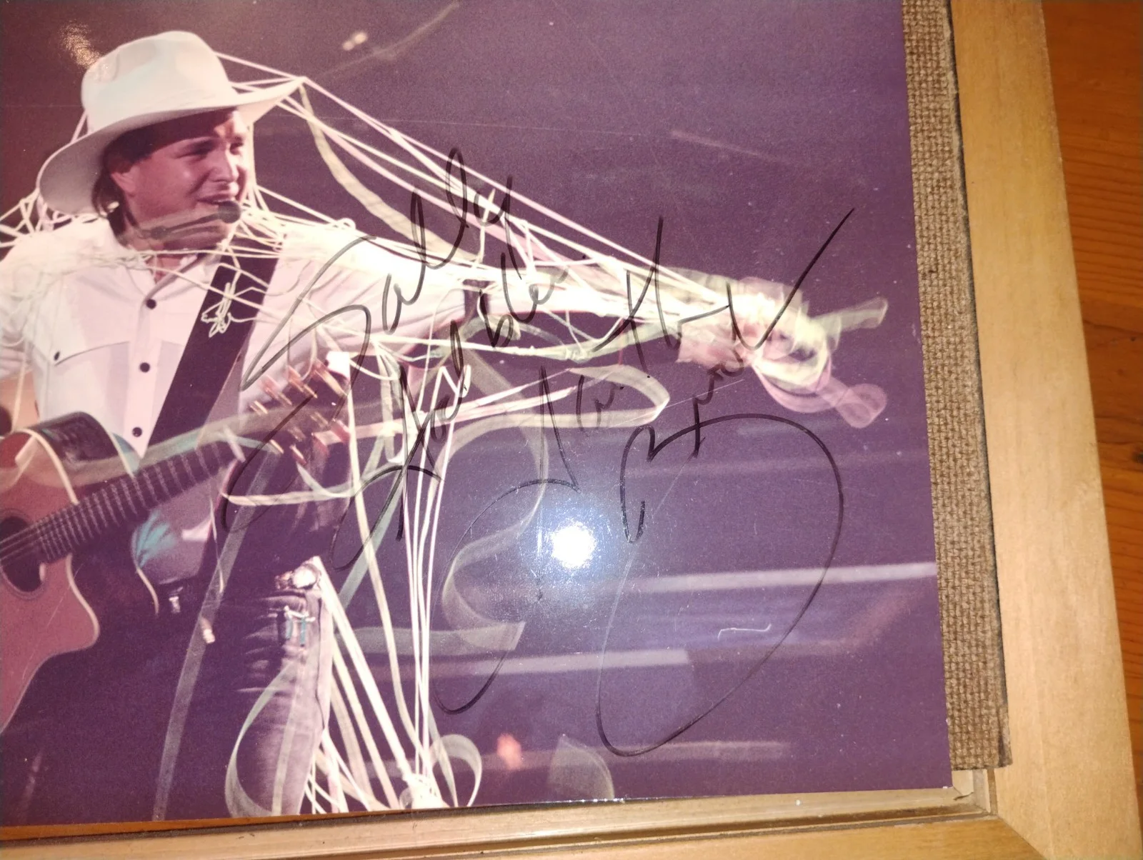 Garth Brooks Autographed Photo personalized Sally God bless, image 3