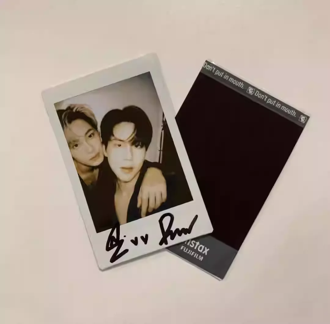 BOUNPREM AUTOGRAPHED POLAROID BL GMMTV BETWEEN US COLLECTIBLE CARDS FOR FANS D05, изображение 2