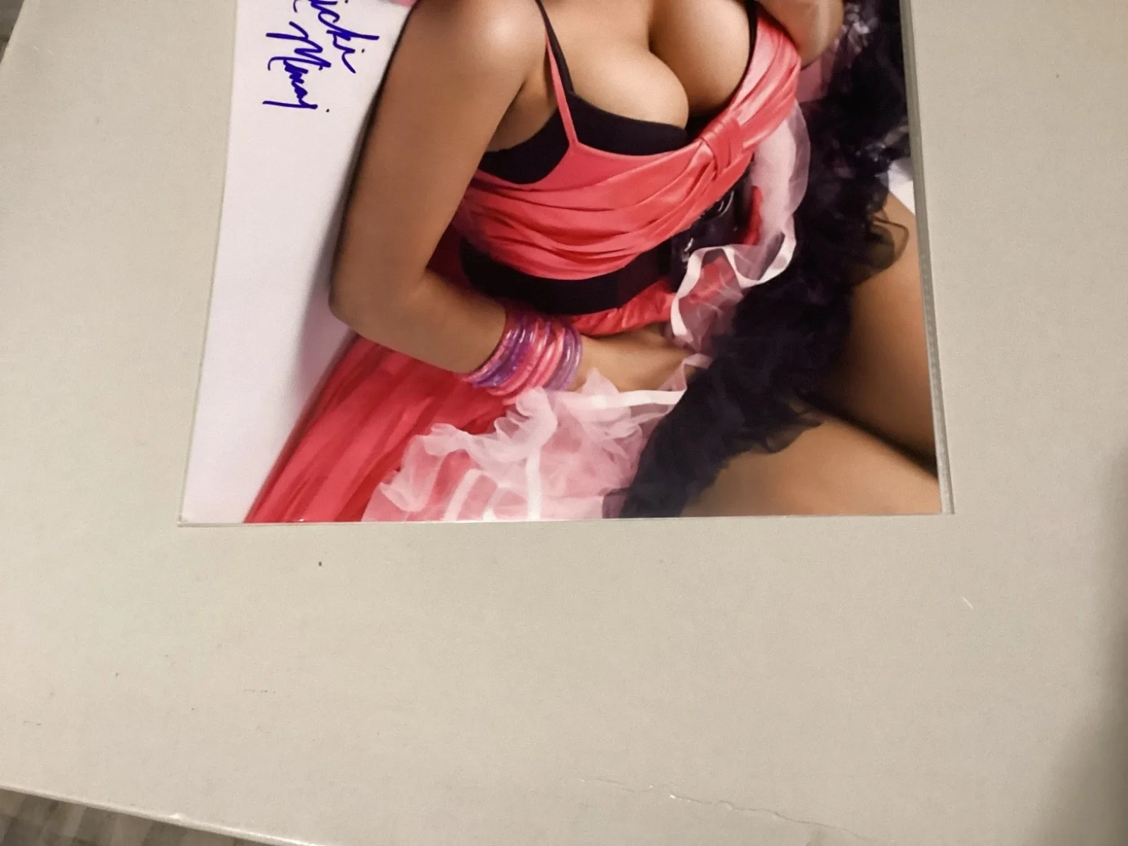 SEXY NICKI MINAJ AUTHENTIC AUTOGRAPHED SIGNED 8x10 PHOTO PINK DRESS WITH COA!!, изображение 4