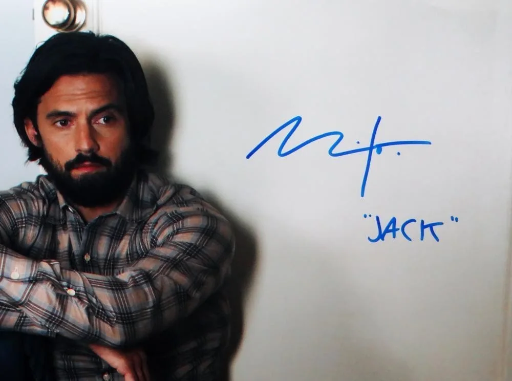 Milo Ventimiglia Autographed "Jack" This is Us 16x20 Photo- Beckett Auth *Blue, изображение 2