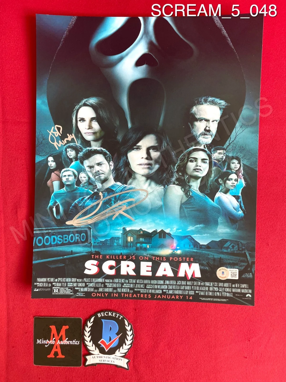 Jasmin Savoy Brown, Jack Quaid — Jasmin Savoy Brown Jack Quaid autographed signed 11x14 photo Scream 5 Beckett