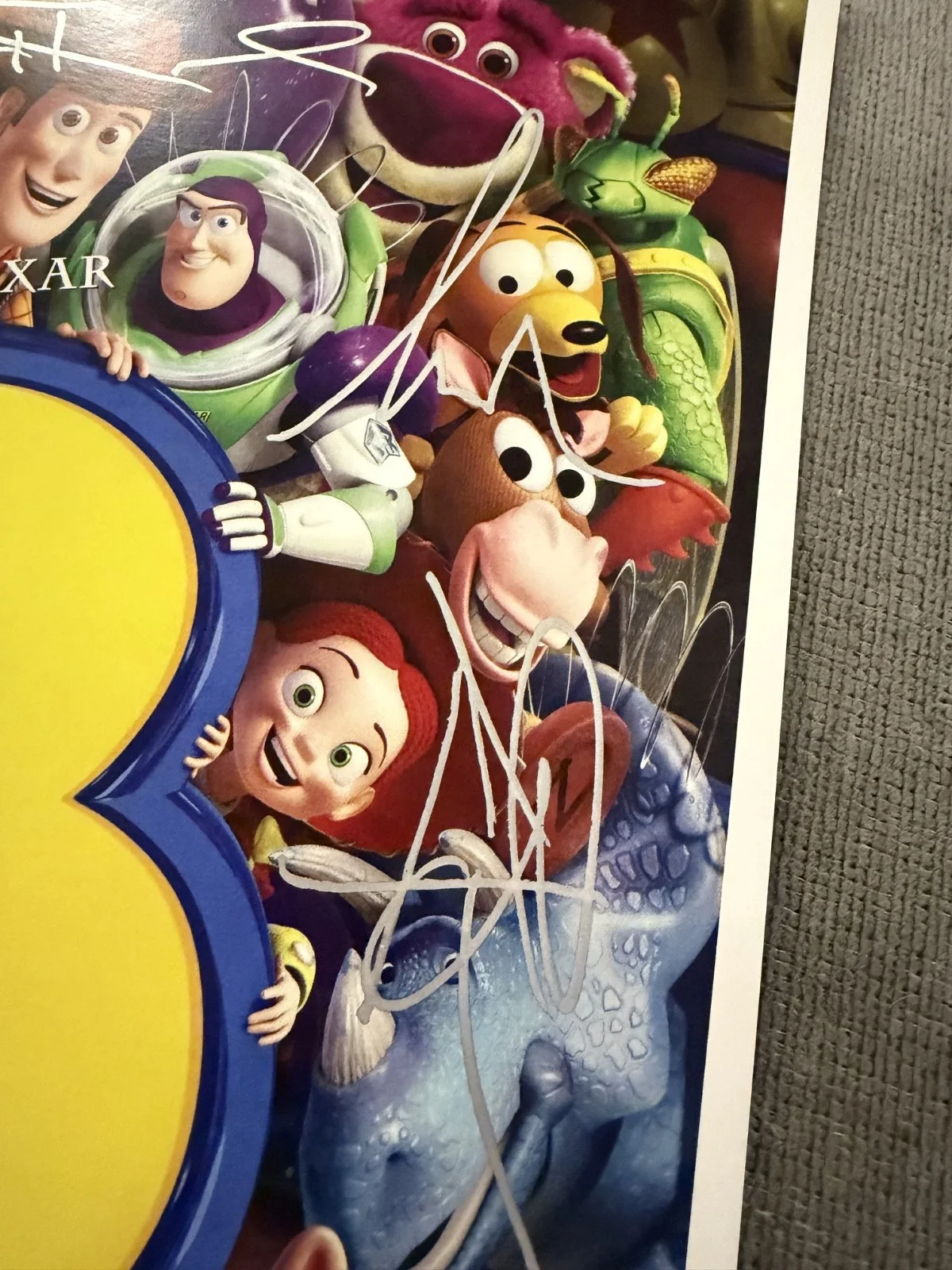 Tim Allen, Tom Hanks, Joan Cusack — Toy Story 3 Poster 11x17 Signed by Hanks, Allen, Cusack - Authenticated w/ COA, изображение 3