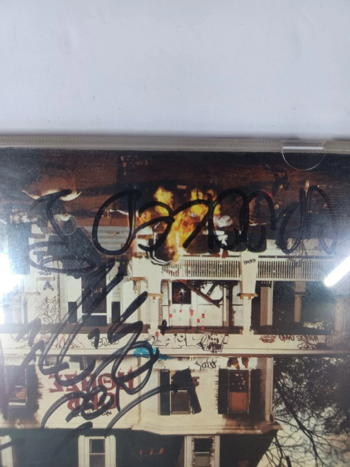 Autographed Slaughterhouse Welcome to Our House Signed CD Booklet, изображение 2