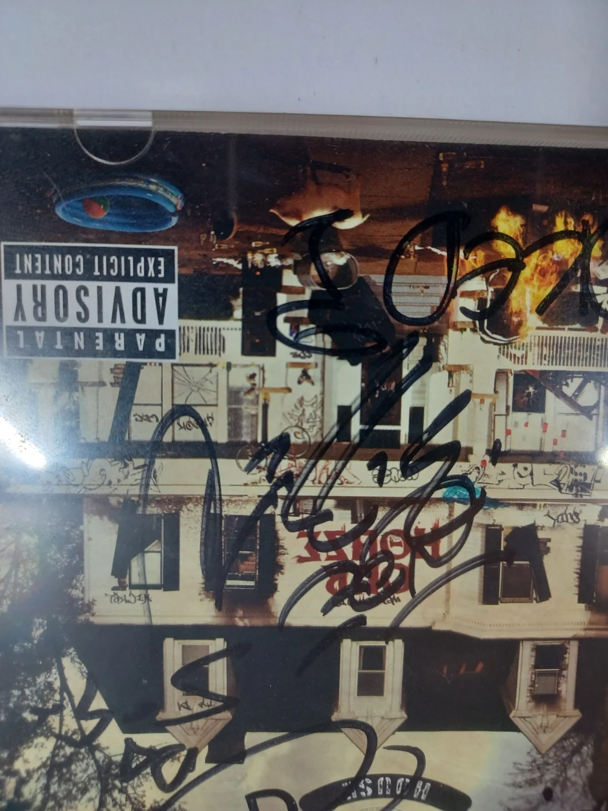 Autographed Slaughterhouse Welcome to Our House Signed CD Booklet, изображение 3