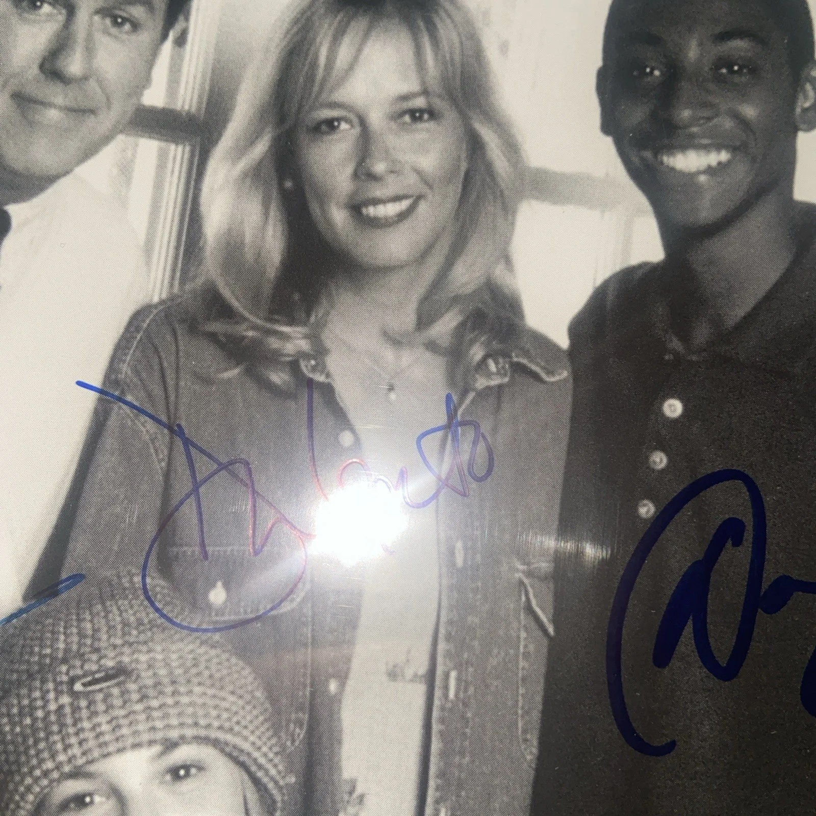meredith bishop michael blakely darris love dorian lopinto — SECRET LIFE OF ALEX MACK cast signed 8X10 AUTOGRAPH! Bishop Blakely Love Lopinto, изображение 4