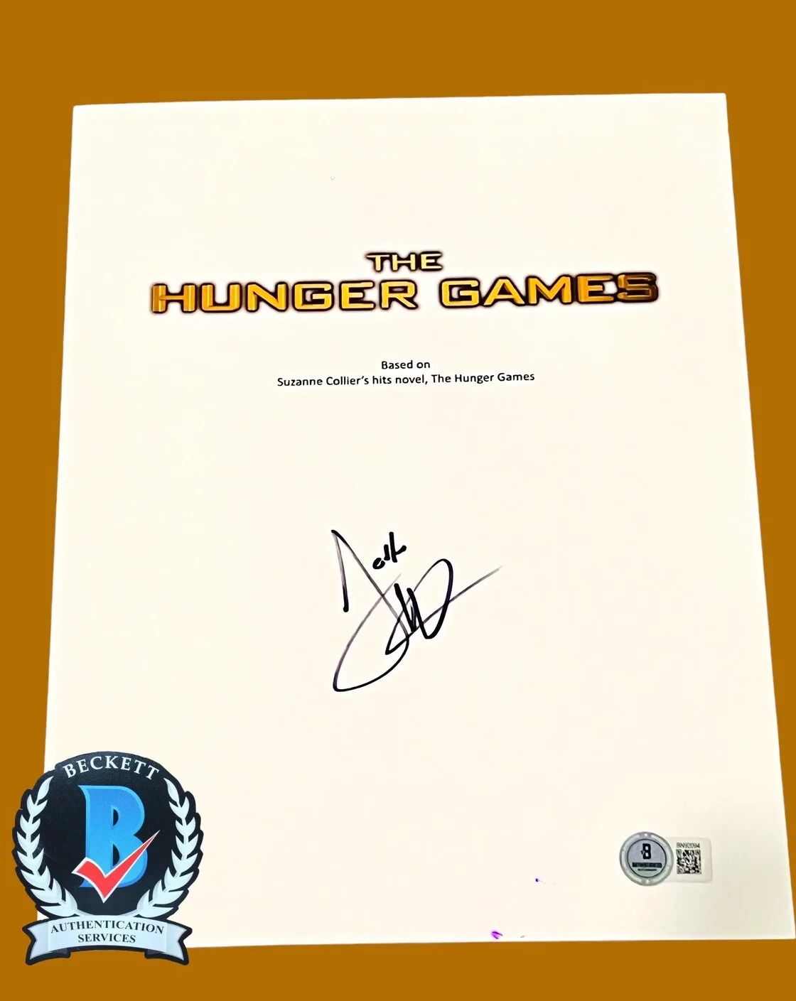 Josh Hutcherson — JOSH HUTCHERSON SIGNED 8.5x11 HUNGER GAMES COVER BAS BN92094