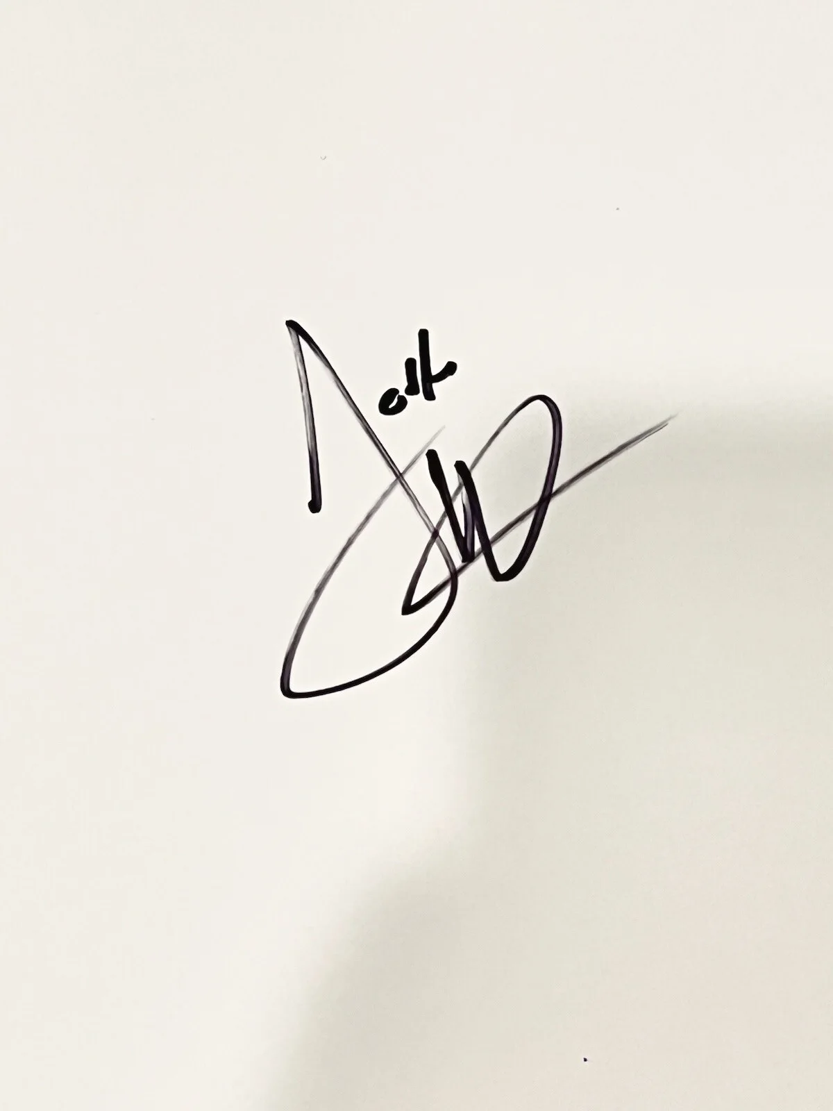 Josh Hutcherson — JOSH HUTCHERSON SIGNED 8.5x11 HUNGER GAMES COVER BAS BN92094, изображение 2