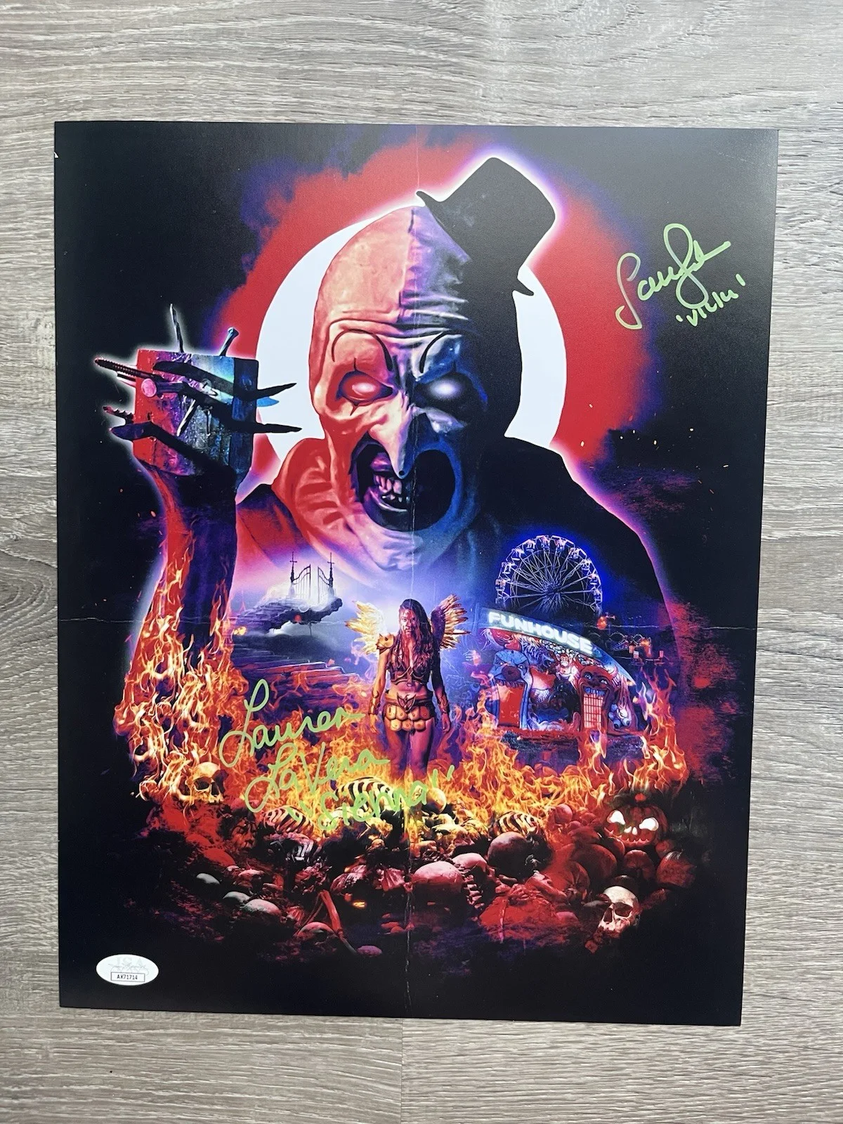 Lauren LaVera — Lauren LaVera Samantha Scaffidi Dual Signed Terrifier 2 11x14 Photo JSA COA, image 2