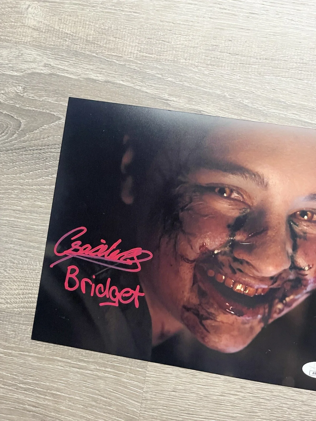 Gabrielle Echols — Gabrielle Echols Signed Evil Dead Rise 8x10 Photo JSA COA Horror Autograph, image 4