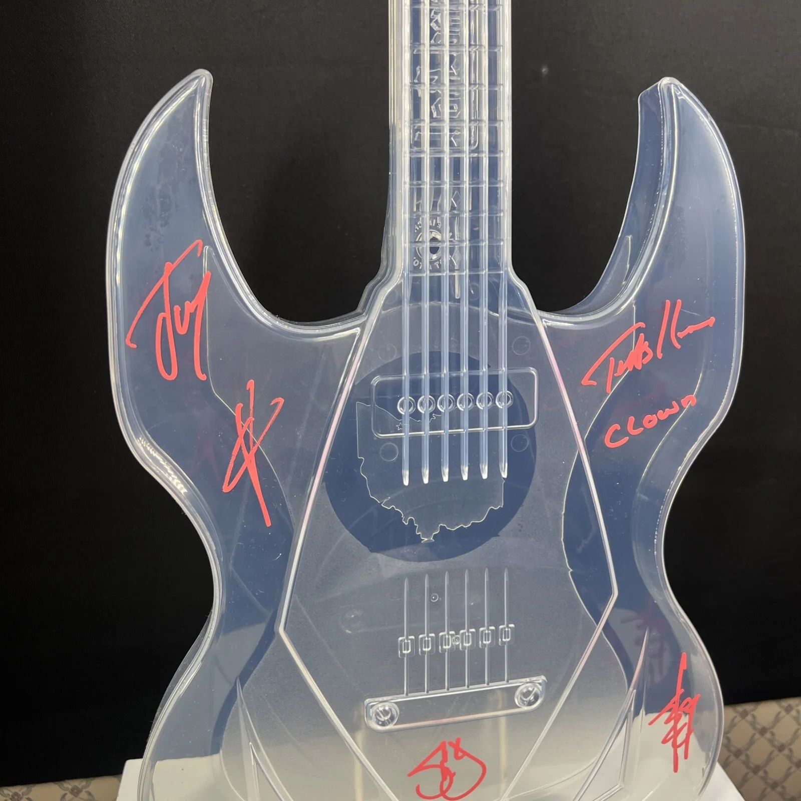 Slipknot Band Members Signed Air Guitar Rock N Roll Legends Autographed w/COA, изображение 5
